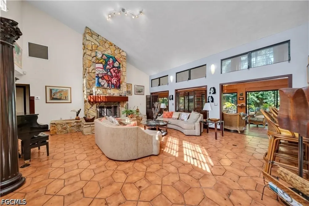 W Mariana Avenue North Fort Myers, FL 33903