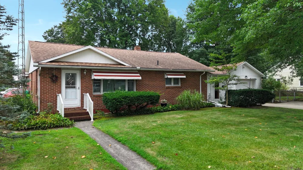 624 Helena Street Dowagiac, MI 49047