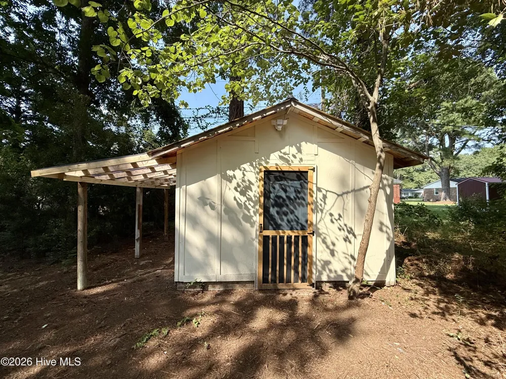 208 W 15th Street Washington, NC 27889