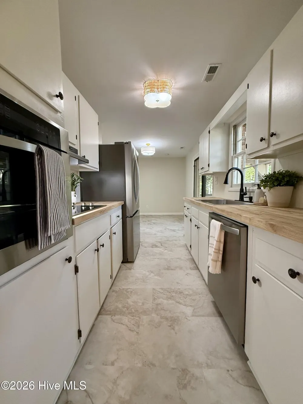 208 W 15th Street Washington, NC 27889