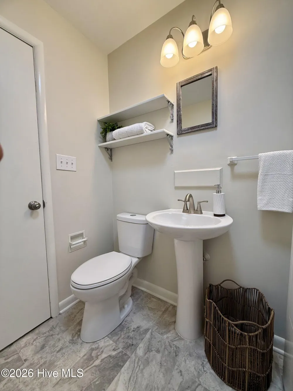 208 W 15th Street Washington, NC 27889