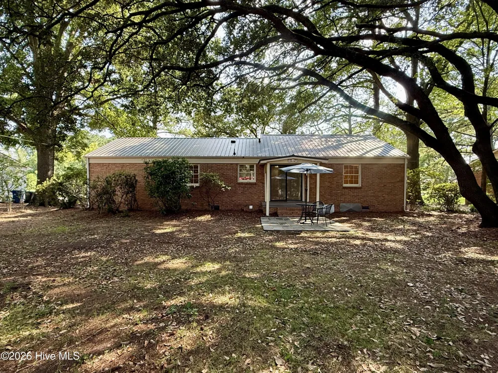 208 W 15th Street Washington, NC 27889