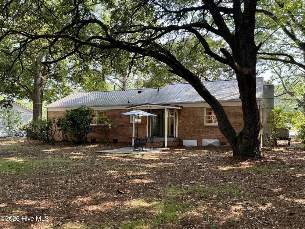 208 W 15th Street Washington, NC 27889