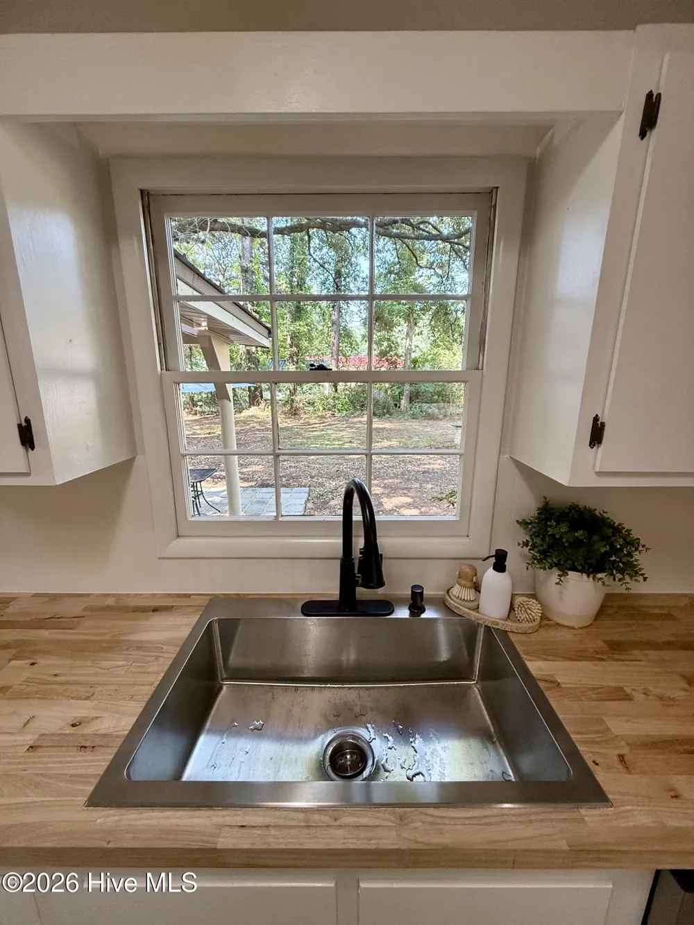 208 W 15th Street Washington, NC 27889