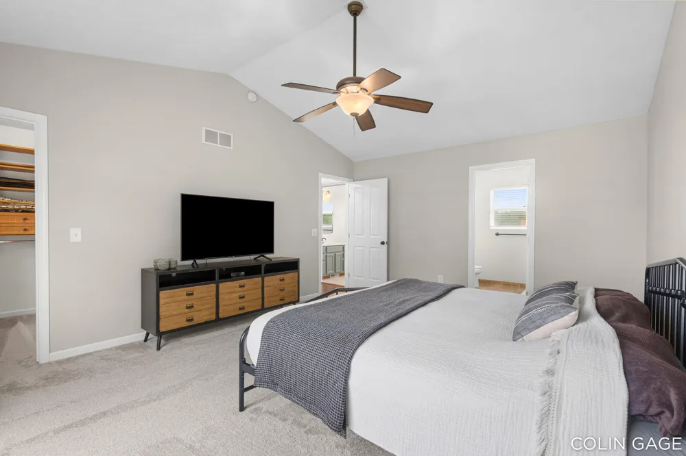 1654 Sunny Glen Drive SE Caledonia, MI 49316