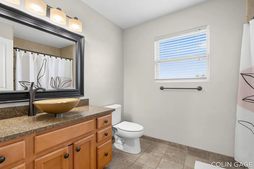 1654 Sunny Glen Drive SE Caledonia, MI 49316
