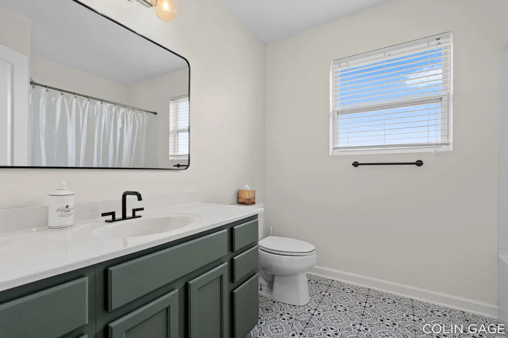 1654 Sunny Glen Drive SE Caledonia, MI 49316