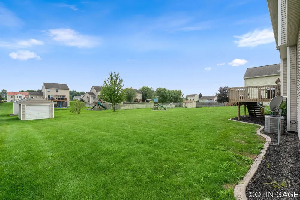 1654 Sunny Glen Drive SE Caledonia, MI 49316