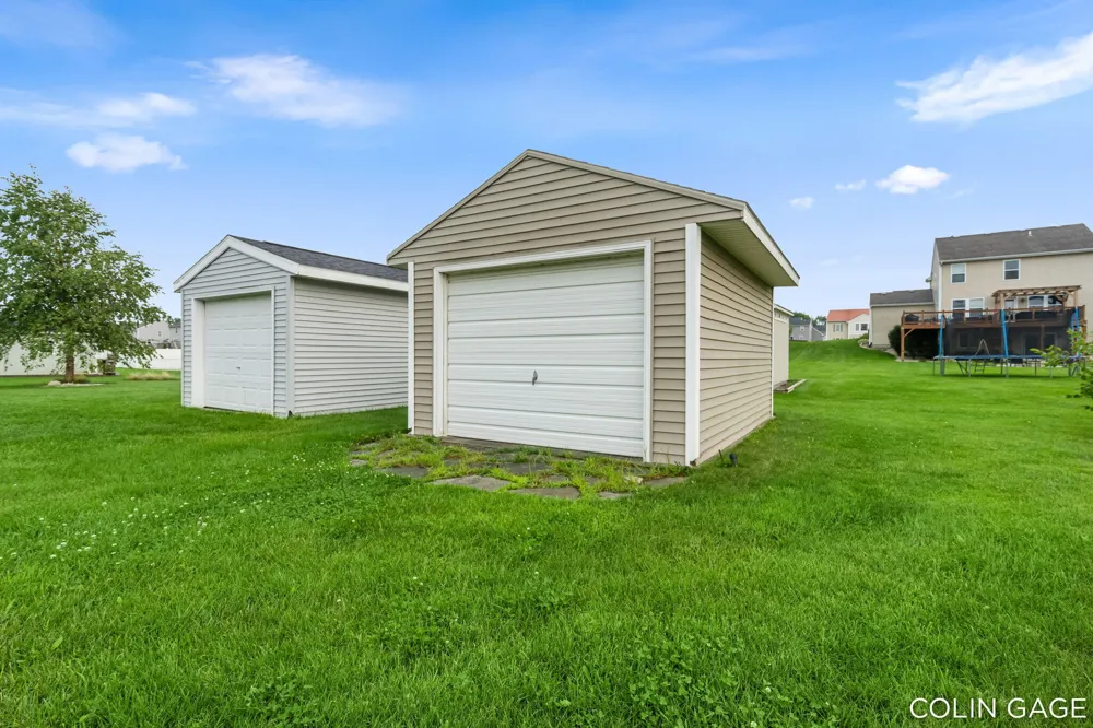 1654 Sunny Glen Drive SE Caledonia, MI 49316