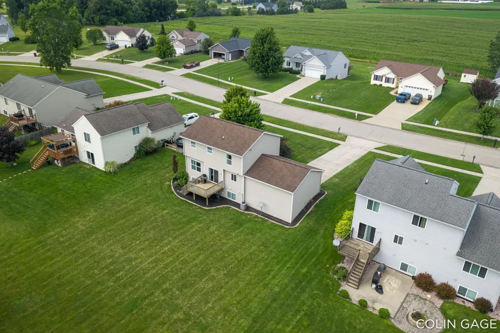 1654 Sunny Glen Drive SE Caledonia, MI 49316