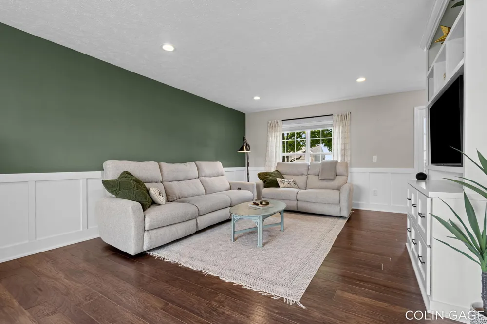1654 Sunny Glen Drive SE Caledonia, MI 49316