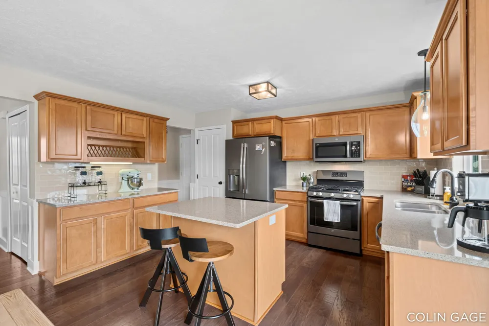 1654 Sunny Glen Drive SE Caledonia, MI 49316