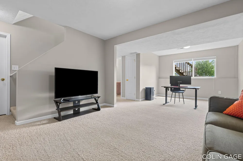 1654 Sunny Glen Drive SE Caledonia, MI 49316