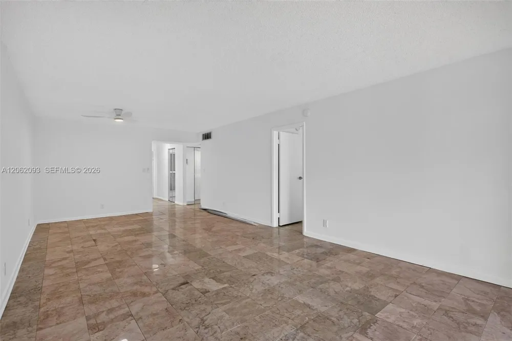 6080 NW 44th St #410 Lauderhill, FL 33319
