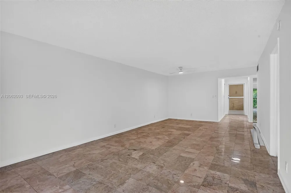 6080 NW 44th St #410 Lauderhill, FL 33319