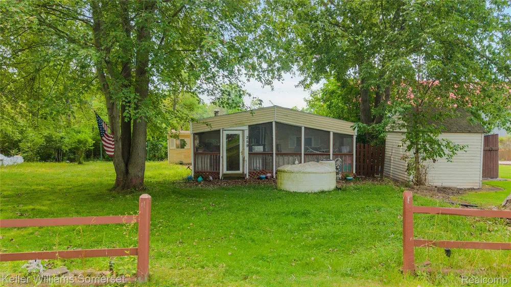 259 William Street Clay Township, MI 48028