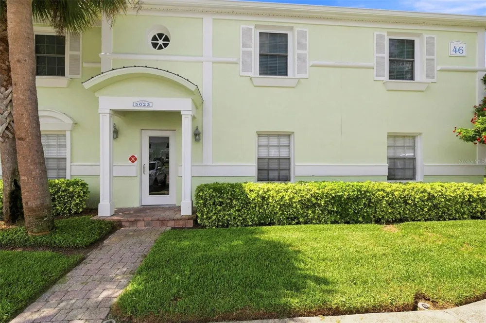 5023 STARFISH DRIVE SE #E St Petersburg, FL 33705