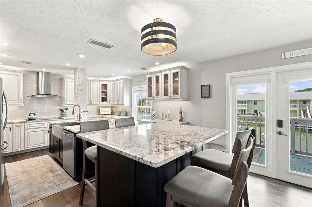 5023 STARFISH DRIVE SE #E St Petersburg, FL 33705