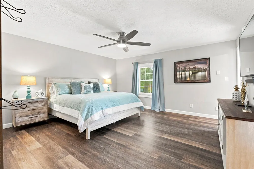 5023 STARFISH DRIVE SE #E St Petersburg, FL 33705