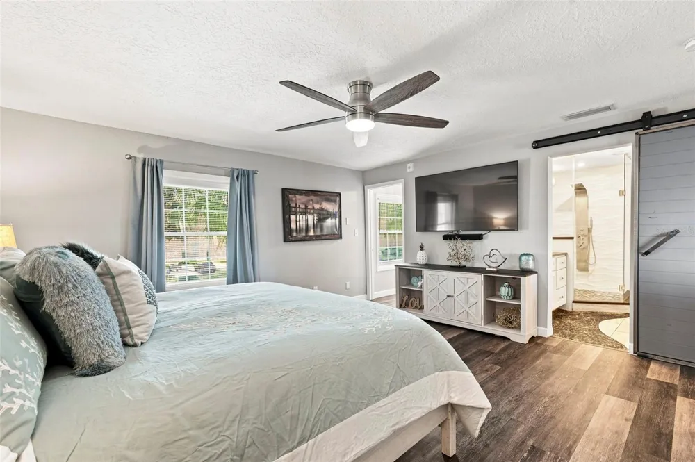 5023 STARFISH DRIVE SE #E St Petersburg, FL 33705