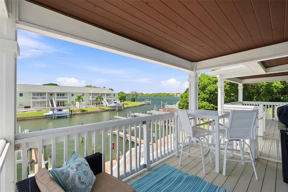 5023 STARFISH DRIVE SE #E St Petersburg, FL 33705