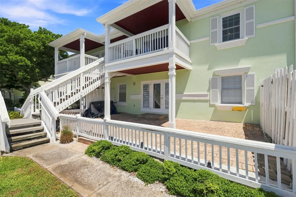 5023 STARFISH DRIVE SE #E St Petersburg, FL 33705