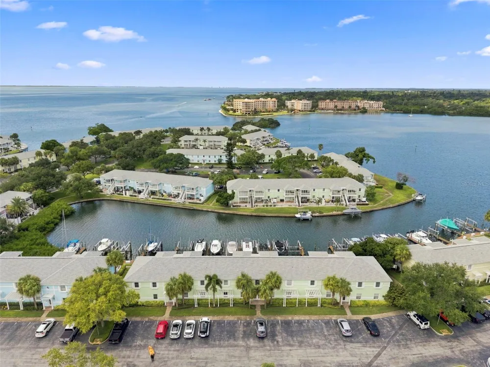 5023 STARFISH DRIVE SE #E St Petersburg, FL 33705