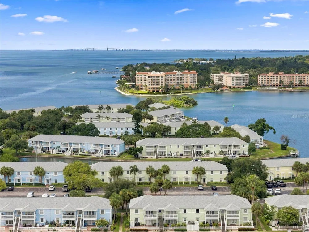 5023 STARFISH DRIVE SE #E St Petersburg, FL 33705