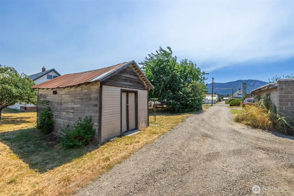 309 Peoh Avenue Cle Elum, WA 98922