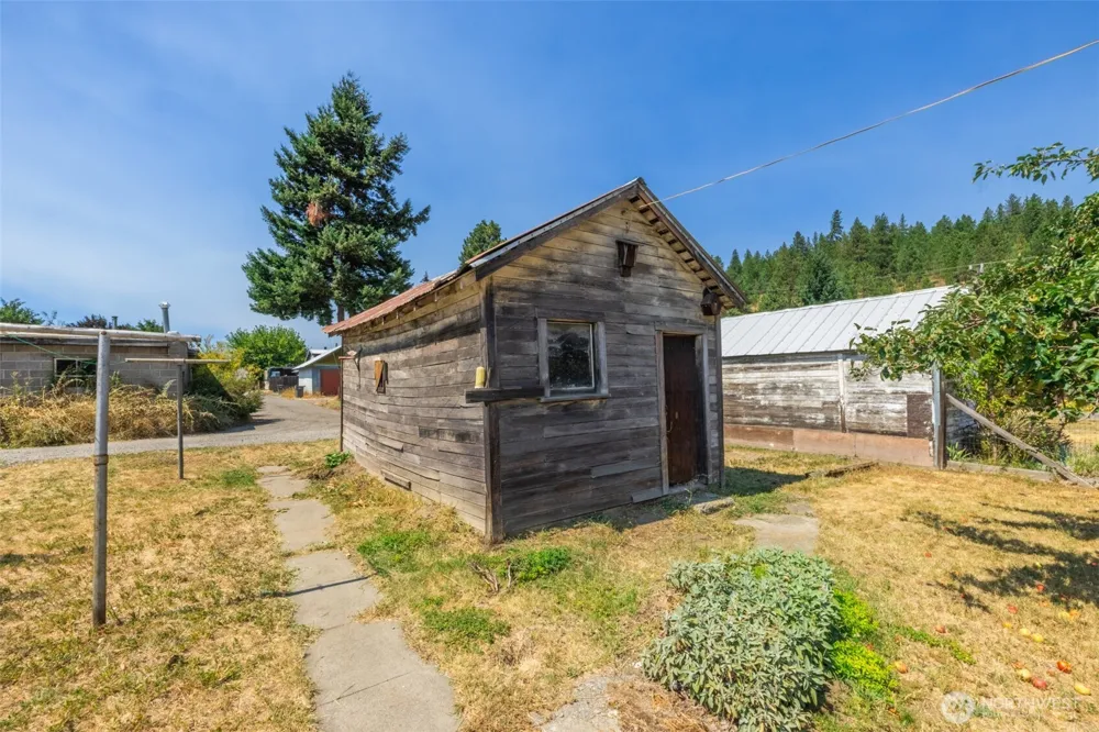 309 Peoh Avenue Cle Elum, WA 98922