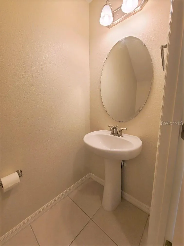 1039 TARAMUNDI DRIVE Oviedo, FL 32765