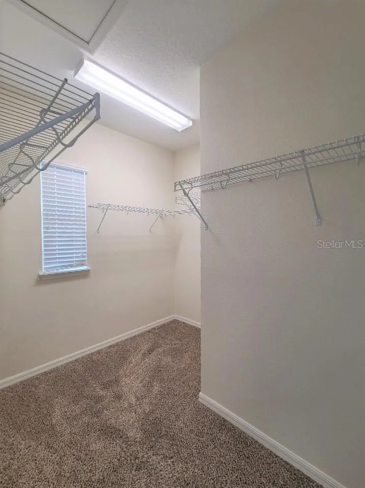 1039 TARAMUNDI DRIVE Oviedo, FL 32765