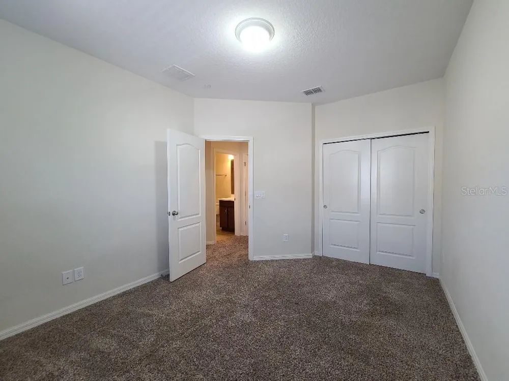 1039 TARAMUNDI DRIVE Oviedo, FL 32765