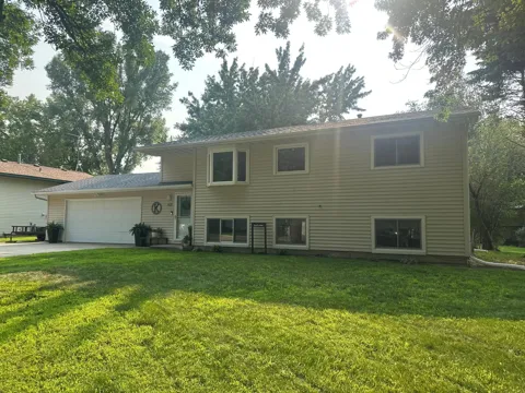 1835 Bayview Drive