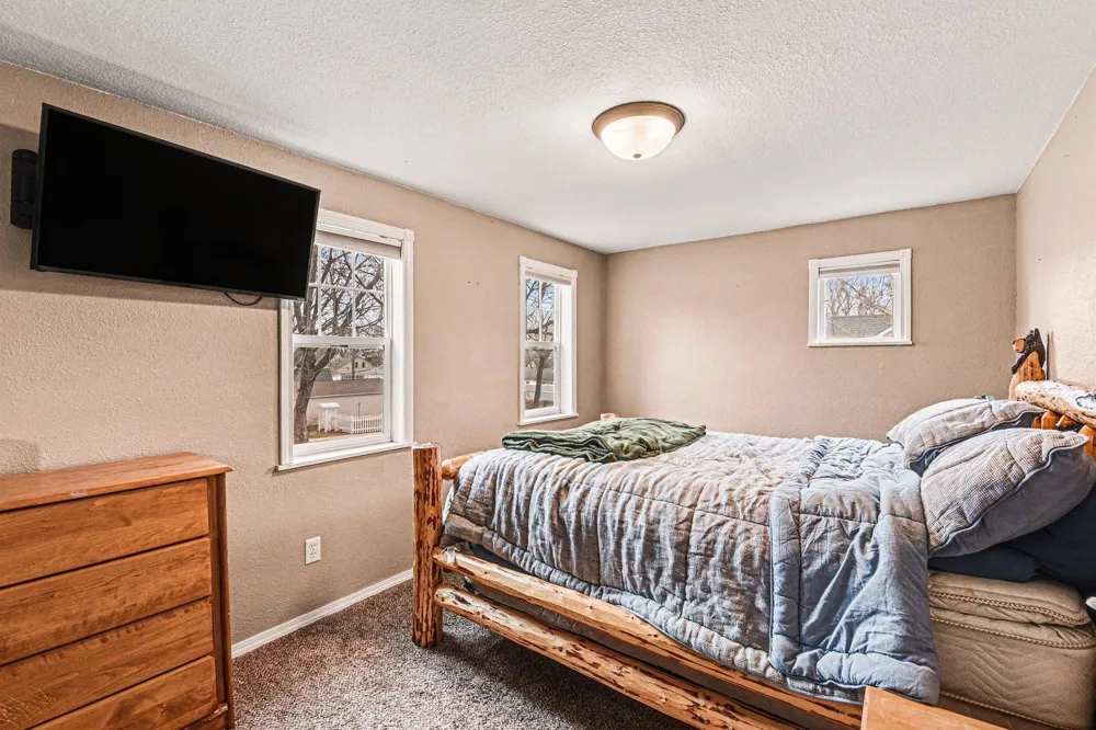 219 Donaldson Street Luverne, MN 56156