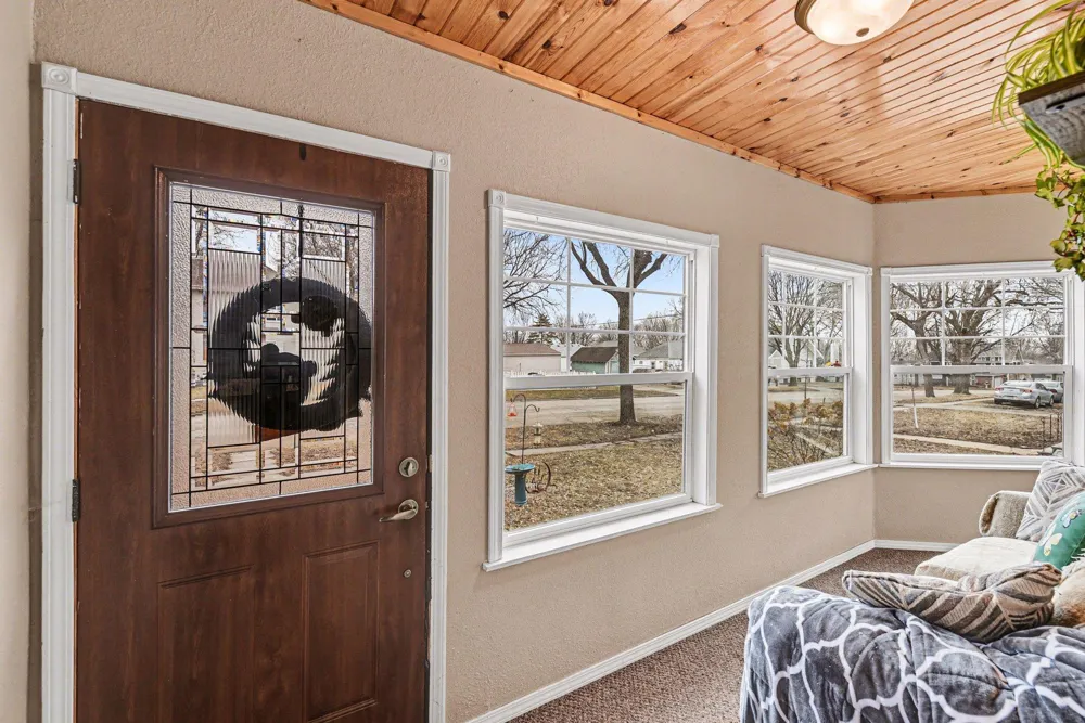 219 Donaldson Street Luverne, MN 56156
