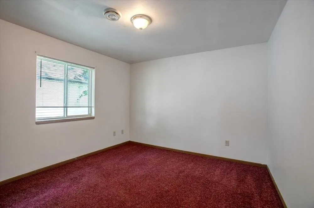 408 18th Avenue E Menomonie, WI 54751