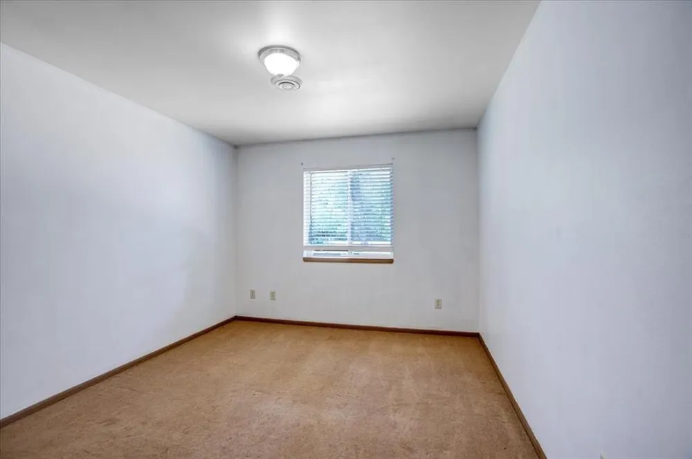 408 18th Avenue E Menomonie, WI 54751