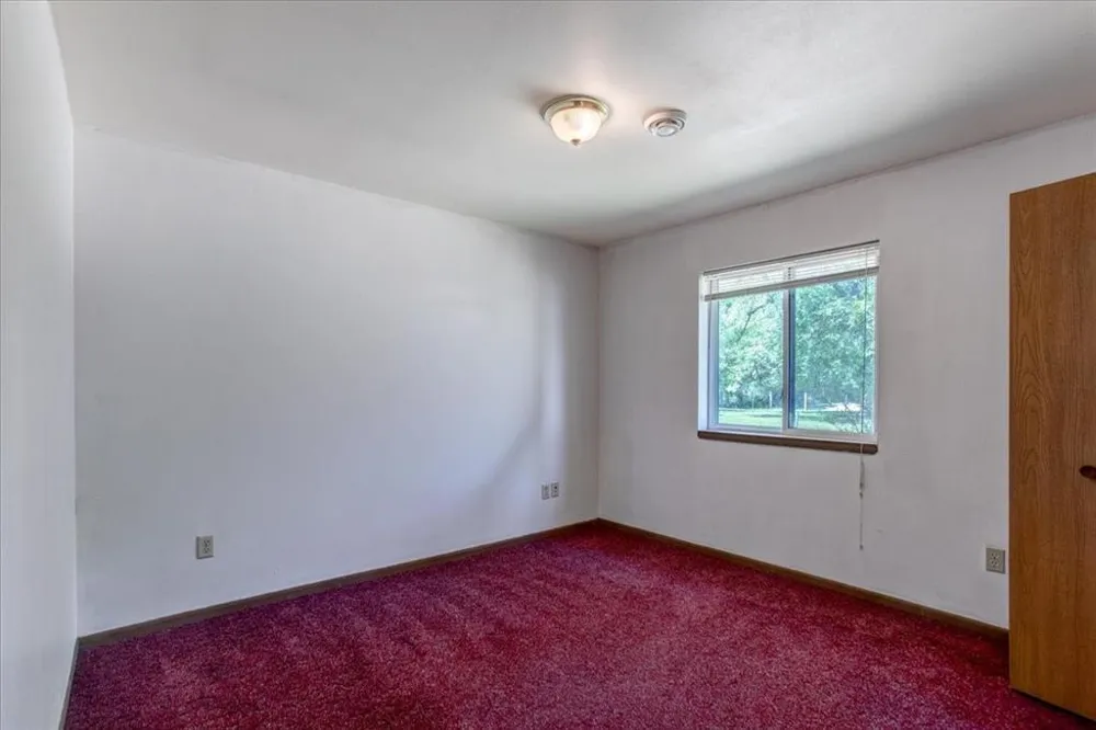 408 18th Avenue E Menomonie, WI 54751
