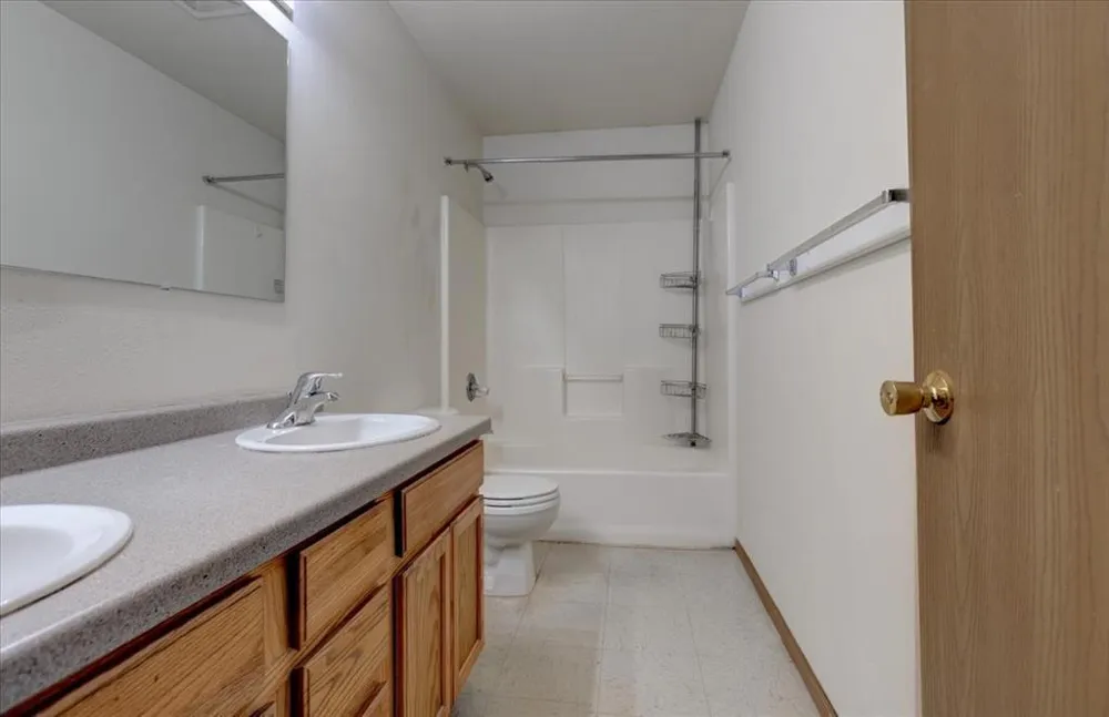 408 18th Avenue E Menomonie, WI 54751