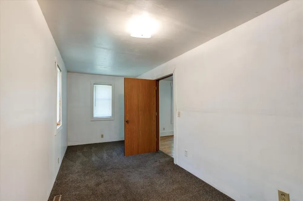 408 18th Avenue E Menomonie, WI 54751