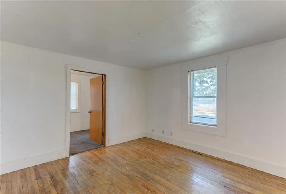 408 18th Avenue E Menomonie, WI 54751