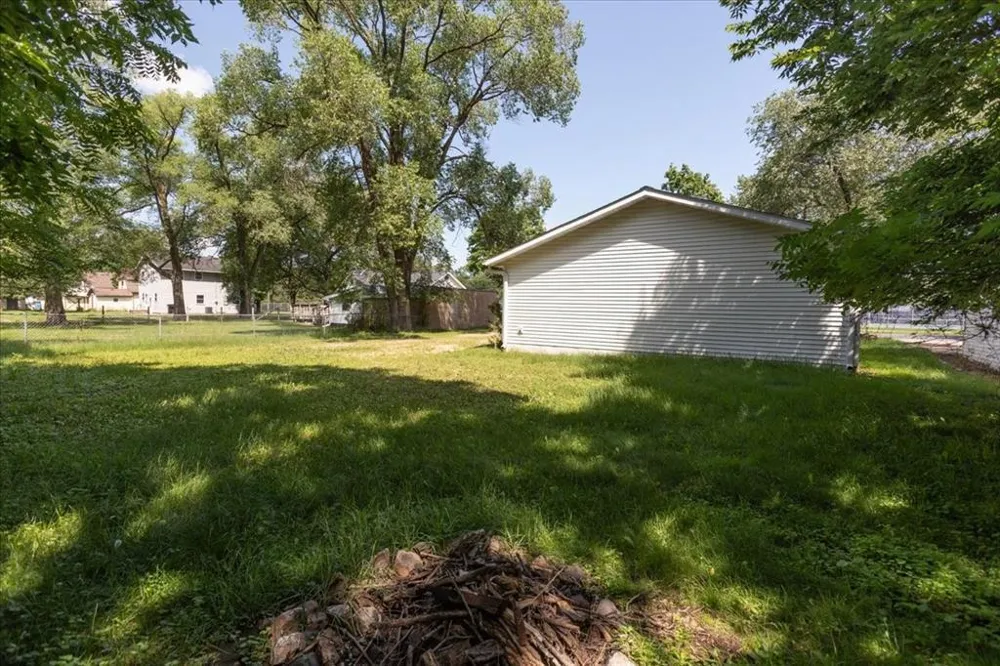 408 18th Avenue E Menomonie, WI 54751
