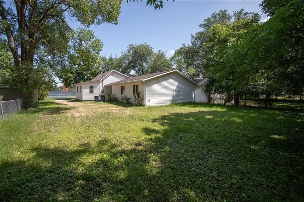 408 18th Avenue E Menomonie, WI 54751