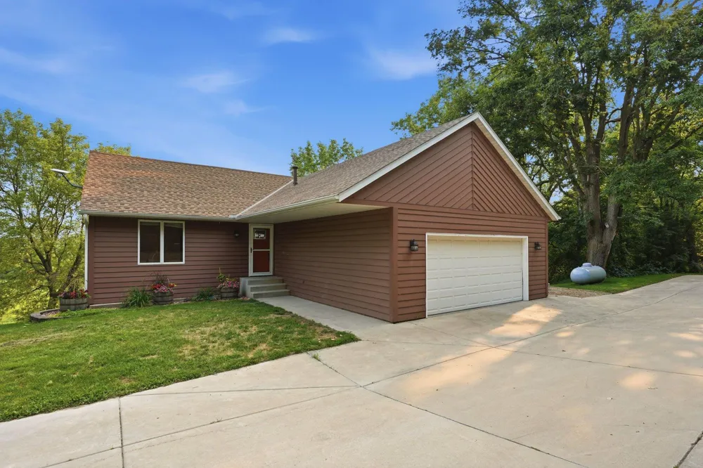 9935 140th Street E Northfield, MN 55053