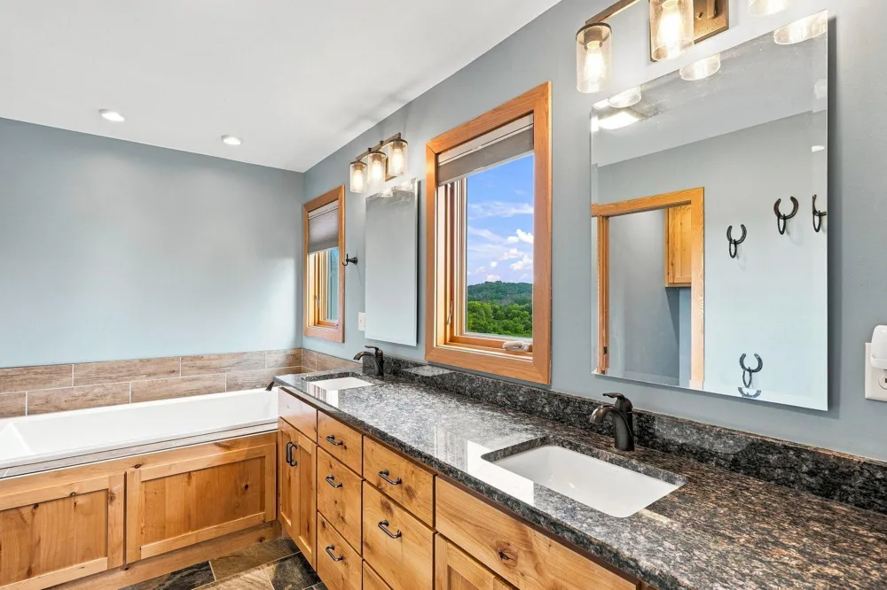 9935 140th Street E Northfield, MN 55053