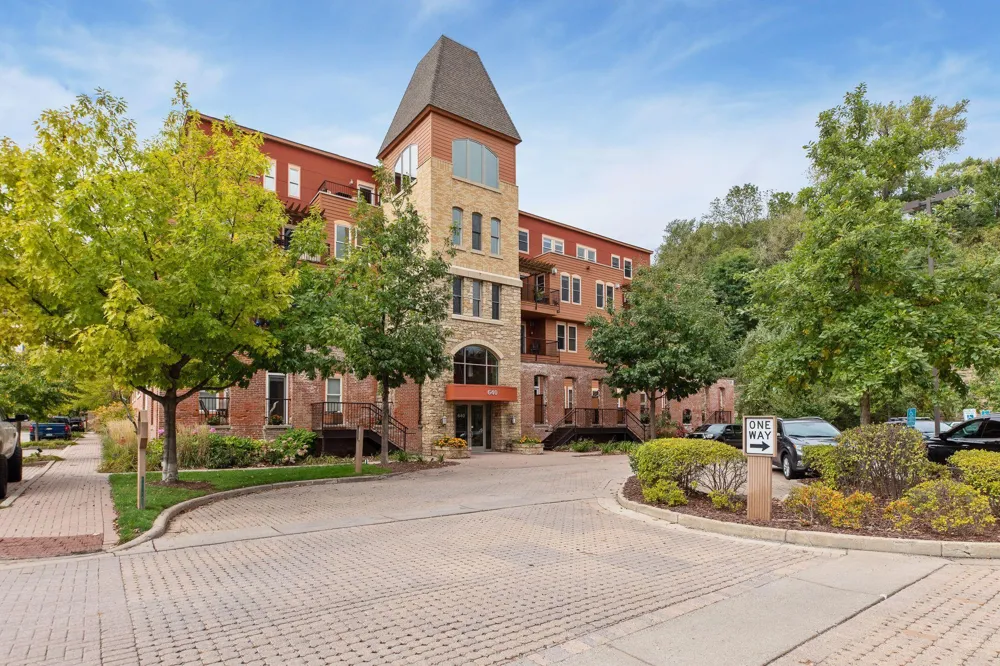 640 Main Street #42 Stillwater, MN 55082