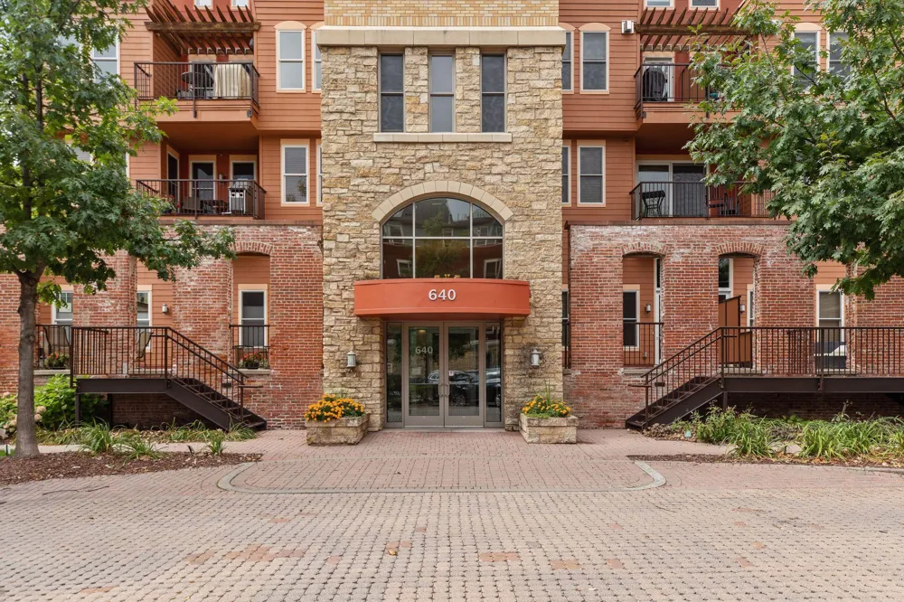 640 Main Street #42 Stillwater, MN 55082