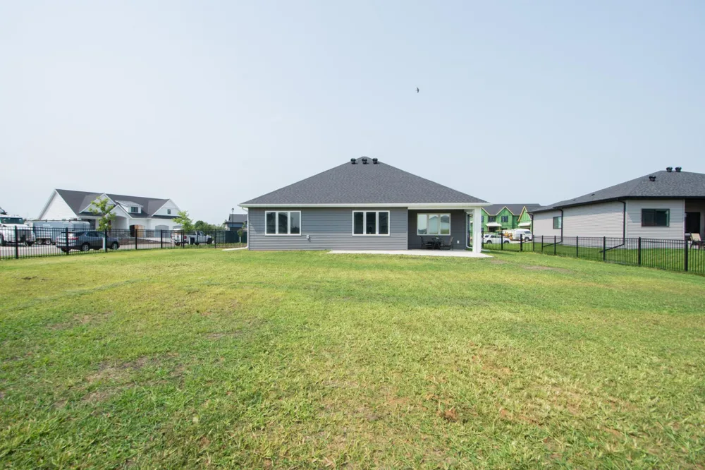 428 Audrey Drive Mapleton, ND 58059