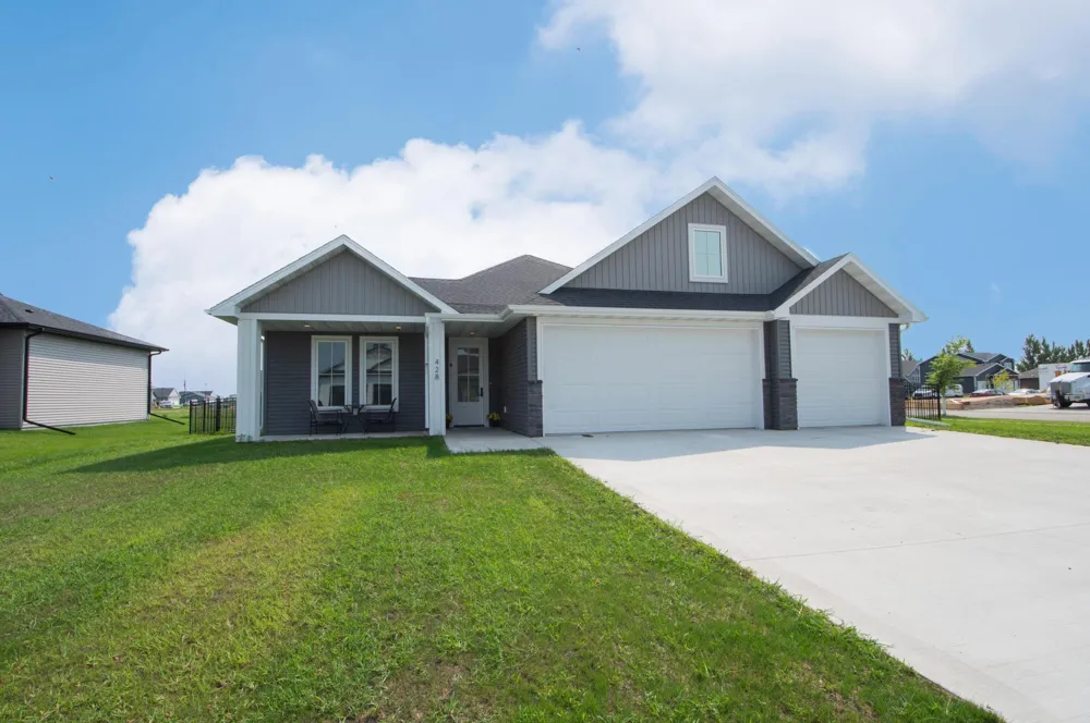 428 Audrey Drive Mapleton, ND 58059
